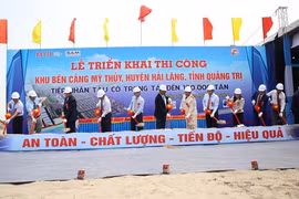 Khởi công cảng Mỹ Thủy hơn 14.000 tỉ đồng