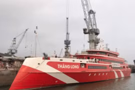 Đừng để tàu cao tốc khựng lại!