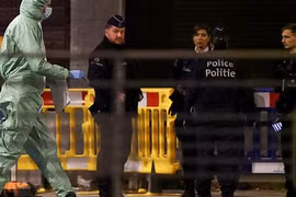 2 cổ động viên bị bắn chết, trận Bỉ - Thụy Điển bị hoãn