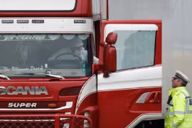 Pháp xét xử 19 bị cáo vụ 39 người Việt chết trong container 