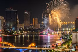Cần một 'hệ sinh thái pháo hoa' để du lịch Đà Nẵng rực rỡ bốn mùa