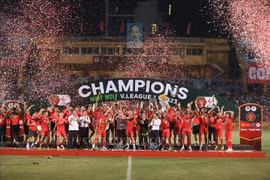 Tiền thưởng giải V.League 1-2023/24 tăng cao hơn mùa trước