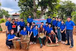 Khi đoàn viên thanh niên trải nghiệm văn hóa truyền thống 