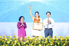 Có khi cả đời còn một chữ thương