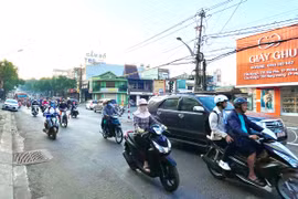 Nhiều giải pháp cấp bách khắc phục ùn tắc giao thông ở Pleiku 