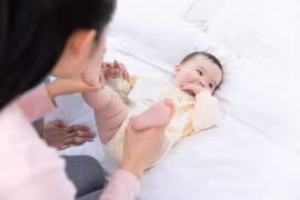 Cần xóa tan tâm lý trẻ bám mẹ