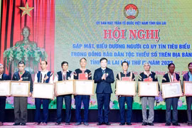 Phát huy vai trò người uy tín trong đồng bào dân tộc thiểu số 