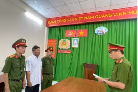 Khởi tố Giám đốc Chi cục Đăng kiểm Long An cùng 8 bị can