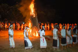 Người Rơ Măm ở làng Le 