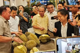 Bầu Đức khoe vừa bán hơn 440 tấn sầu riêng