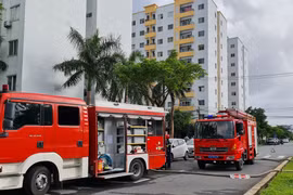 Đà Nẵng: Cháy căn hộ ở tòa nhà 12 tầng khiến nhiều người hoảng hốt