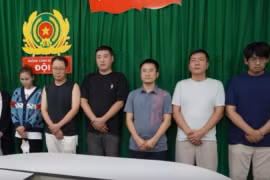 Phá tụ điểm ăn chơi hoạt động trái phép phục vụ người nước ngoài