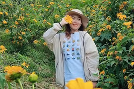 Cô gái nghỉ việc lương 30 triệu đồng/tháng, về quê nhà làm du lịch trải nghiệm