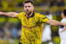 Dortmund quật ngã PSG, bán kết Champions League dậy sóng