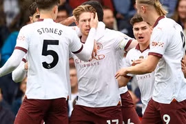 De Bruyne tỏa sáng, Man City thắng đậm Crystal Palace