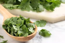 Ngò rí có nhiều lợi ích không ngờ