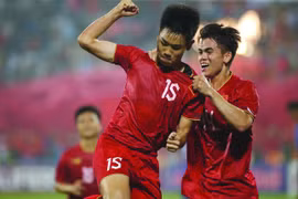 HLV Troussier có thể tạo nên một thế hệ Vàng