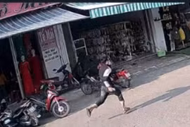 Bắt đối tượng giả vờ mua vàng rồi cướp giật