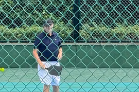 Chùm ảnh: Tỉ phú Bill Gates và bạn gái chơi tennis ở Đà Nẵng