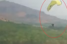 Một phi công tử vong khi nhảy dù lượn