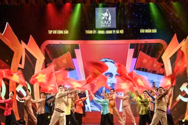 Chương trình nghệ thuật 'Sao Độc lập' tôn vinh sức mạnh đại đoàn kết dân tộc