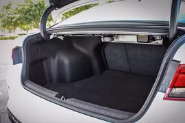 Hãng Kia thu hồi 320.000 ôtô tại Mỹ do lỗi không mở được cốp xe