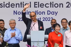 Cựu Bộ trưởng Tharman trở thành Tổng thống thứ 9 của Singapore