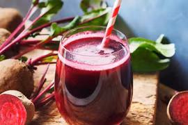 Những lợi ích bất ngờ của nước ép củ dền