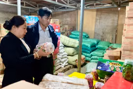 Ngăn chặn thực phẩm “bẩn” tuồn ra thị trường