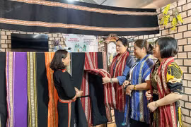 Biến giá trị văn hóa thành nguồn lực phát triển 