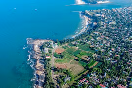 Đánh thức 'tam giác du lịch biển' 