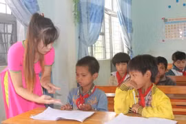 Ngổn ngang khó khăn trong tuyển dụng giáo viên