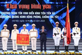 Những hi sinh thầm lặng không thể kể hết 