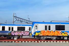 Phá hoại di tích và tài sản, cứ theo luật mà xử phạt thật nặng