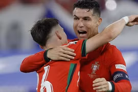 EURO 2024: Cristiano Ronaldo có thể bị UEFA điều tra vì vi phạm khó tin