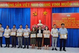 Pleiku trao giấy khen cho 42 tập thể, cá nhân trong tổ chức Ngày hội Đại đoàn kết toàn dân tộc