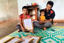 Gương sáng giữa đời thường 