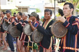 Độc đáo chiêng Kjeng 