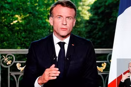 Tổng thống Pháp bất ngờ giải tán quốc hội, tổ chức bầu cử sớm