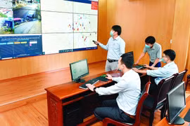 Đẩy mạnh ứng dụng công nghệ thông tin, xây dựng chính quyền số