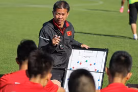 HLV Hoàng Anh Tuấn sẽ tạo 'cú ăn 4 lịch sử' với đội tuyển U.19 Việt Nam?