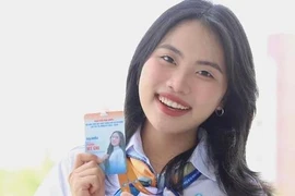 Phương Mỹ Chi lên tiếng về tin đồn bỏ học đại học