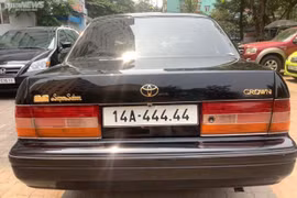 Đại gia Hà Nội chi hơn 1 tỷ đồng mua Toyota Crown 25 năm tuổi, biển lục quý 4