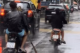 Xác định danh tính 3 kẻ mang đao lượn lờ giữa phố ở Đà Nẵng