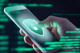 Thêm một phụ nữ bị 'hack' tiền tỷ trong tài khoản ngân hàng