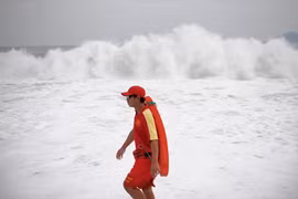 Nghề cứu hộ bờ biển Nha Trang: Trăn trở, cắn rứt lương tâm khi thất bại