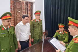 Khởi tố, bắt tạm giam Giám đốc Kho bạc