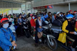 Hơn 700 khách kẹt trên đảo Nam Du, hàng ngàn khách đã rời Phú Quốc