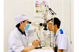 Dịch đau mắt đỏ diễn biến phức tạp