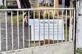 Đình chỉ công tác Phó giám đốc trung tâm đăng kiểm Kon Tum